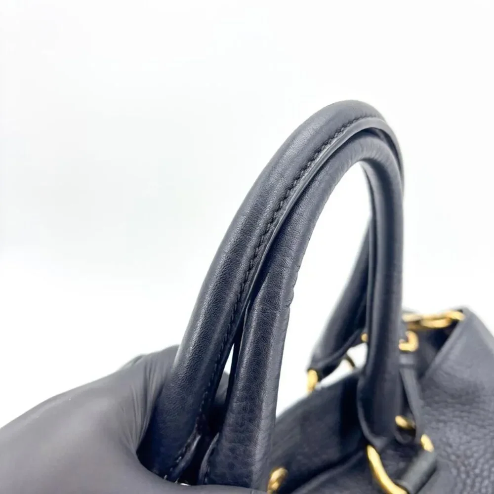 Prada delivery duty
